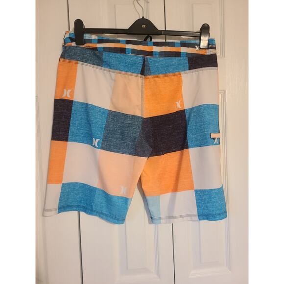 Hurley size 34 men's striped swimming trunks - Picture 2 of 9